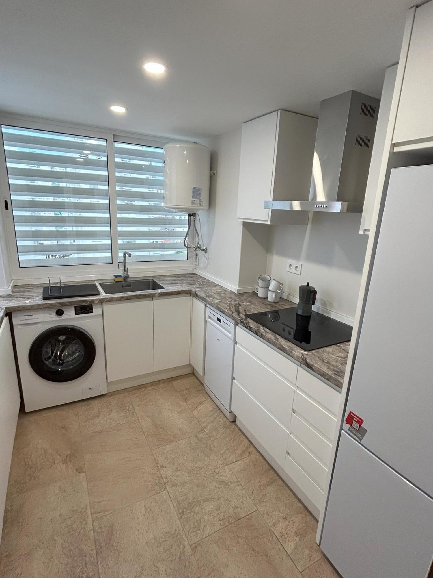 Apartamento Gandia Playa 150M Playa Con Parking Privado Y Piscina Playa de Gandia Dış mekan fotoğraf